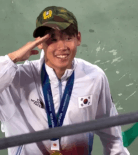 "군대 안 간다" 환호하던 아시안게임 금메달리스트들… 병역 면제 진짜 날아가나